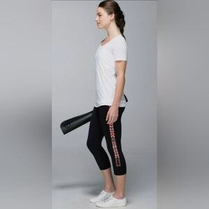 Lululemon Run Inspire Crop Leggings — Black with Chevron Print (6)